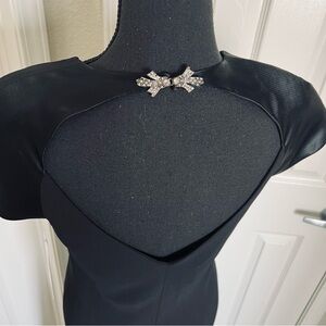New! Vintage Jones New York Black Dress Jeweled Back Clip Satin Sleeves Size 8